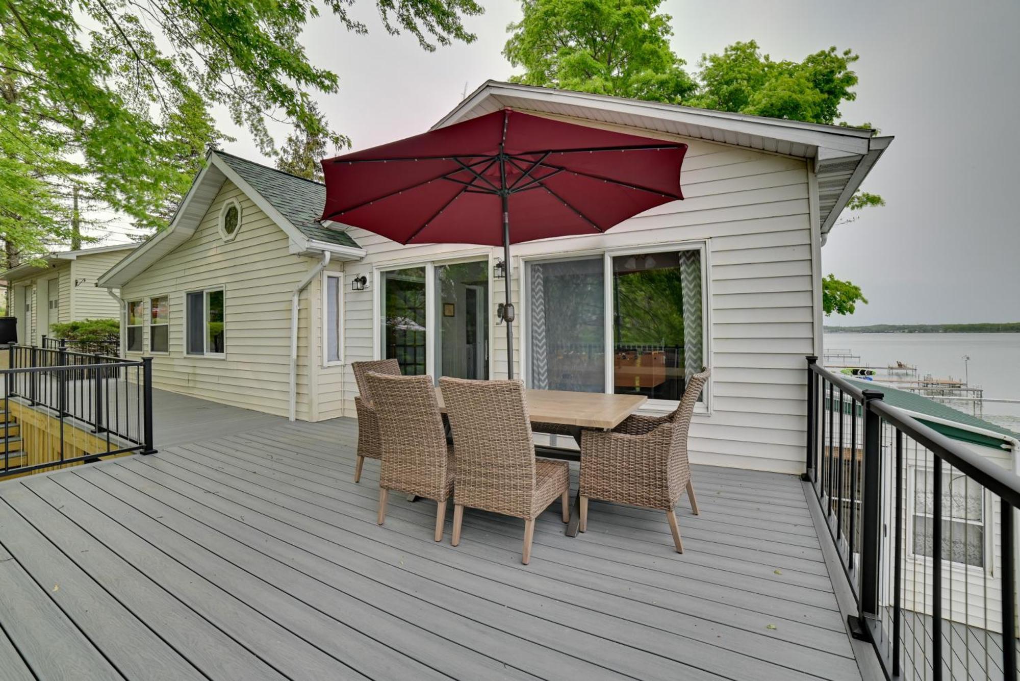 Cayuga Lake Retreat In Seneca Falls With Dock! Bagian luar foto